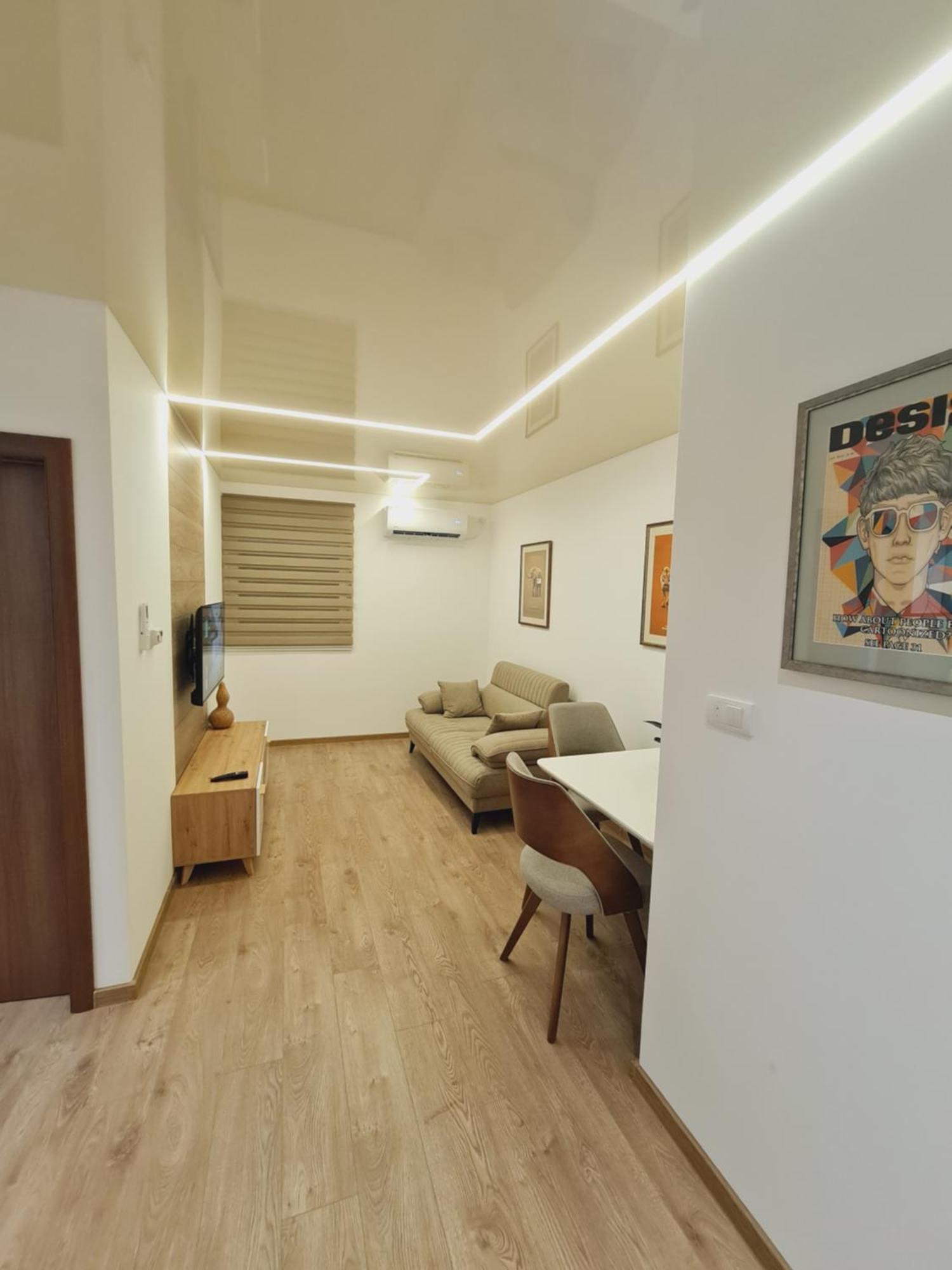 Airport Molko Apartments Surcin Экстерьер фото